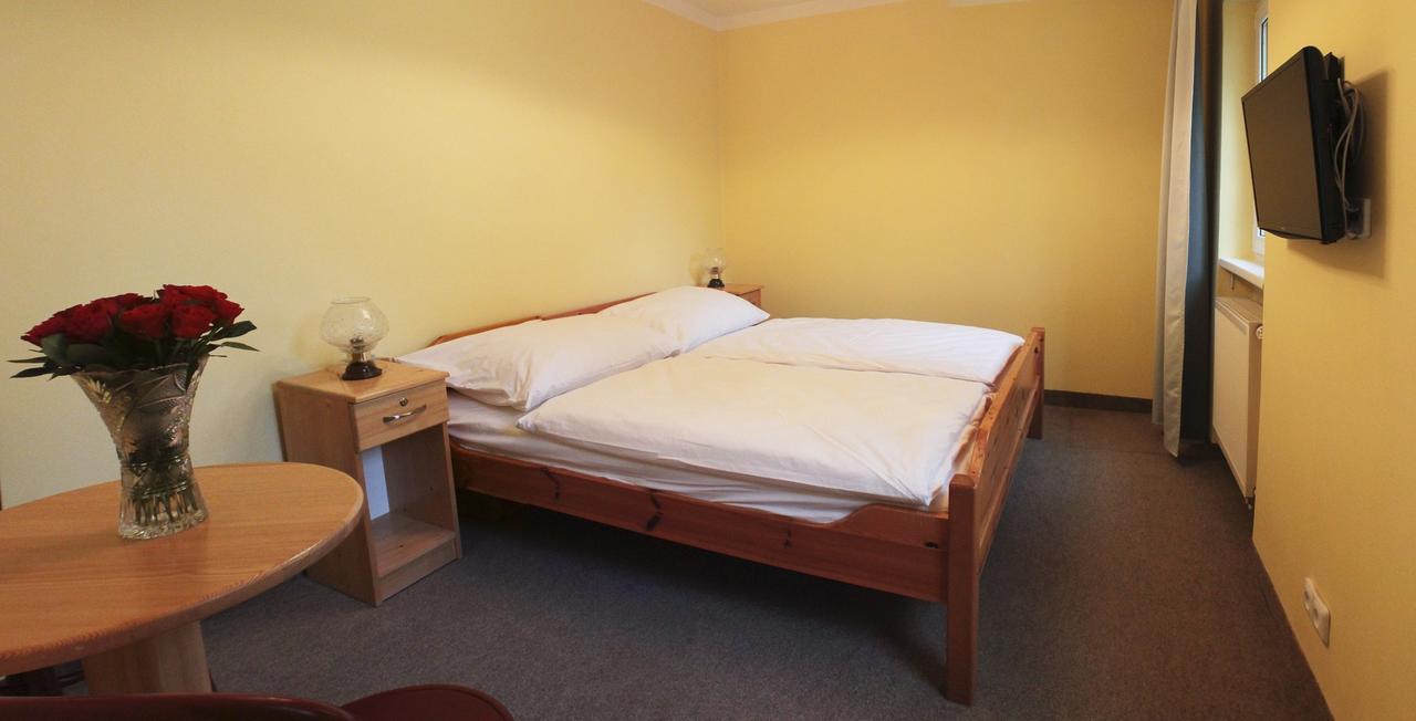 Hotel Orix Jáchymov Extérieur photo
